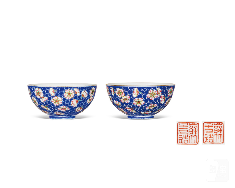 清道光  蓝料地珐琅彩冰梅纹茶圆（一对）
